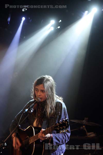 MELODYS SAYS - 2013-02-05 - PARIS - La Maroquinerie - 